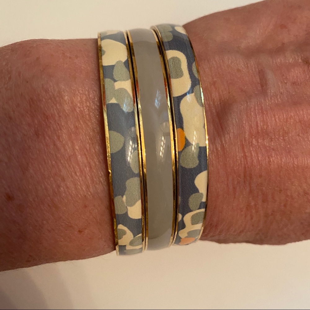 J. CREW BRACELETS BANGLES 3 TRIO GRAY GOLD CREAM GOLD TONE PREPPY SET
